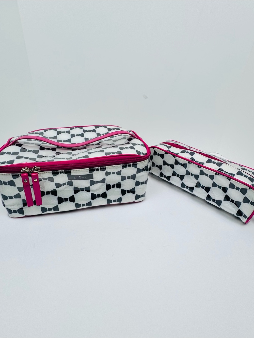 Kate Spade 2 piece set Whitehall Court Colin Make-Up Cosmetics Travel Bags.